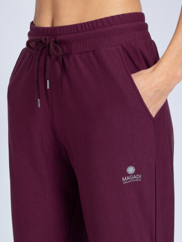 Yoga pants Mela Wine made of soft high-quality natural material L