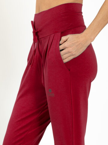 pantalon de yoga Francis Rouge en mat&eacute;riau naturel