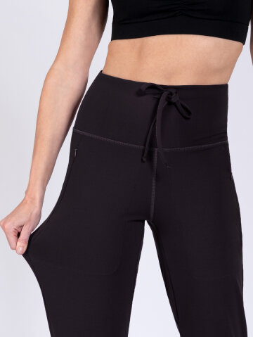 Pantalon de yoga Mia noir en stretch doux