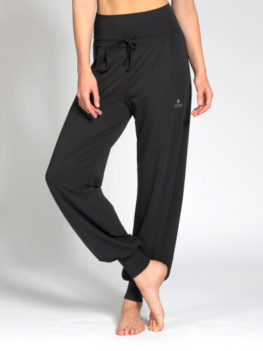 Yoga pants Florence Black made of natural material XL