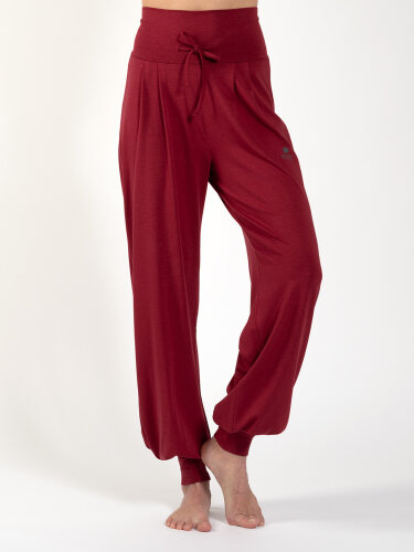Yogahose Florence Red aus Naturmaterial XS
