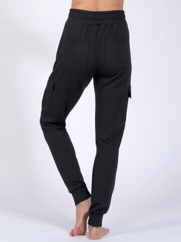 cargo yoga pantalone Lucy Black made of natural material