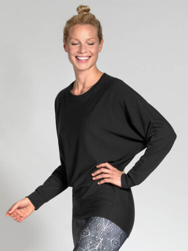 Sweater Anna Black en mat&eacute;riau naturel doux et de haute qualit&eacute;